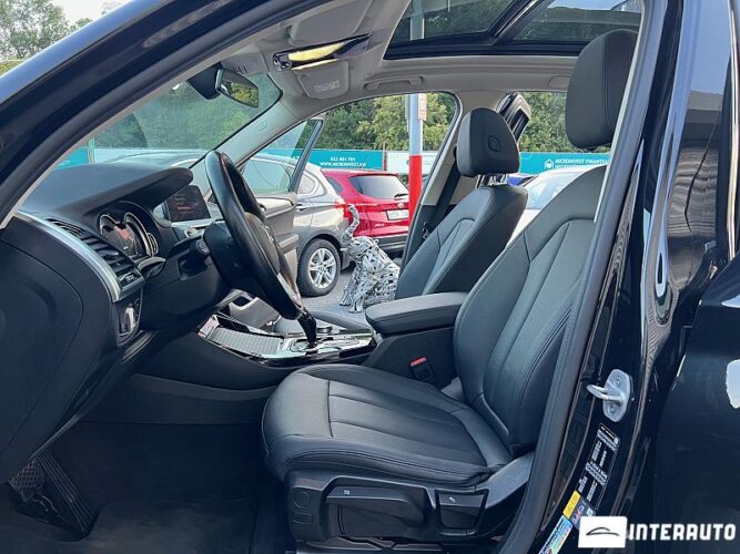 BMW X3 3.0e 36 interauto-car