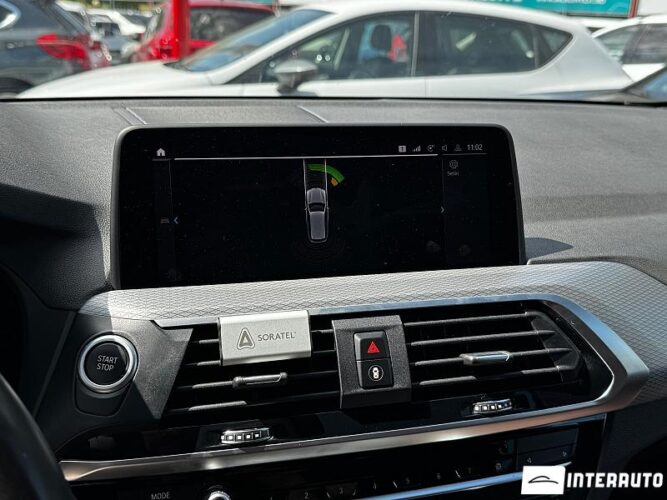 BMW X3 3.0e 43 interauto-car