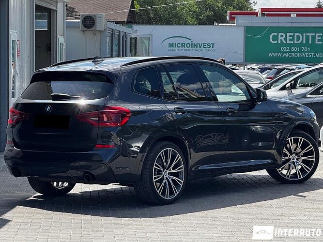 BMW X3 3.0e 34 interauto-car