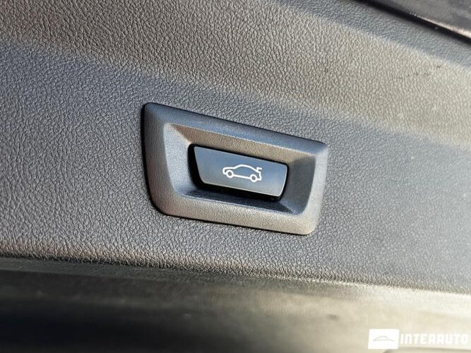 BMW X3 3.0e 49 interauto-car