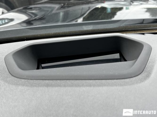 BMW 545e 42 interauto-car