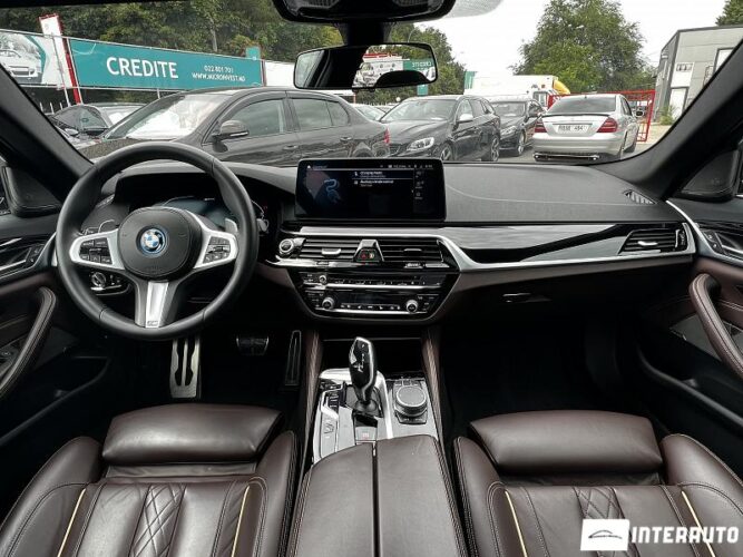 BMW 545e 41 interauto-car