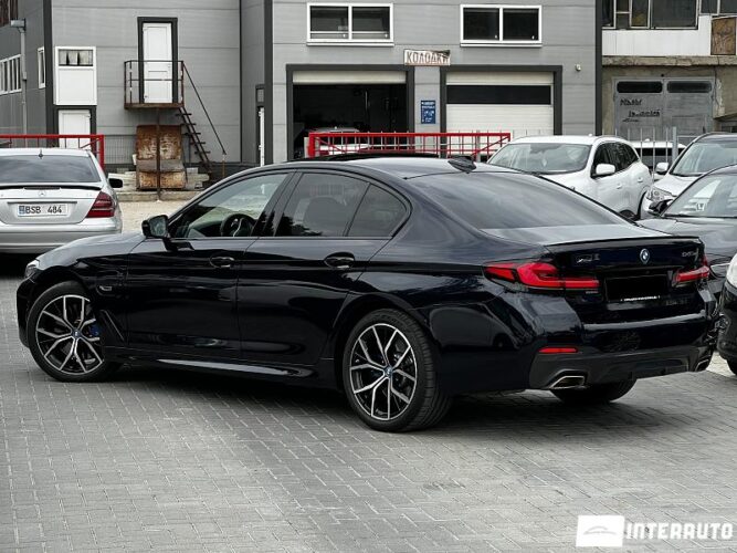 BMW 545e 37 interauto-car