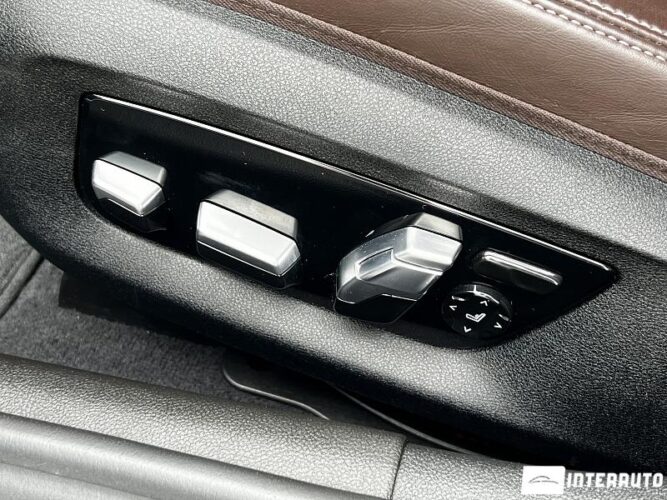 BMW 545e 51 interauto-car