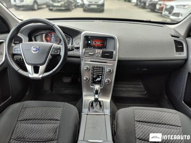 Volvo XC 60 37 interauto-car