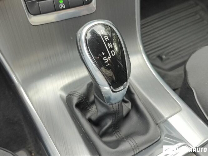 Volvo XC 60 45 interauto-car