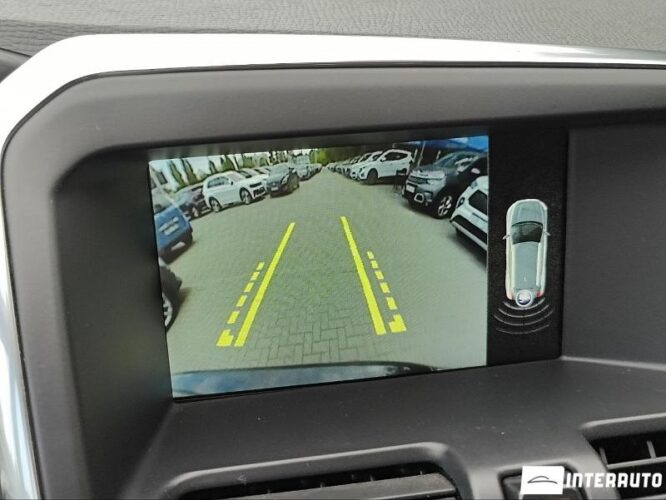 Volvo XC 60 43 interauto-car