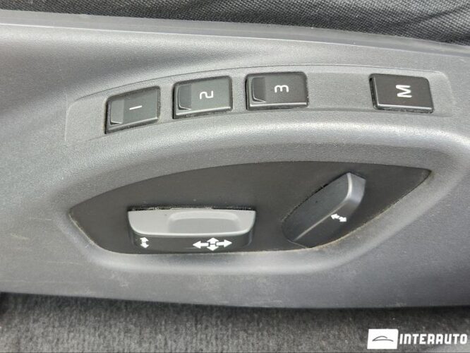 Volvo XC 60 46 interauto-car