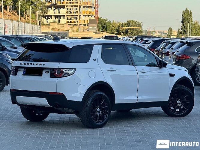 Land Rover Discovery Sport 33 interauto-car