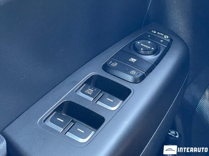 Kia Sportage 33 interauto-car