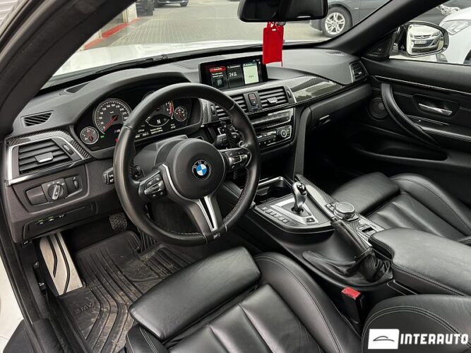 BMW M4 37 interauto-car
