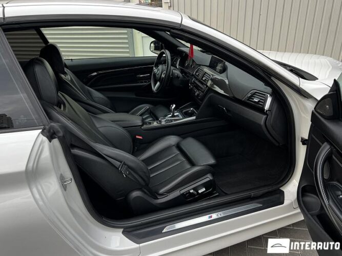 BMW M4 44 interauto-car