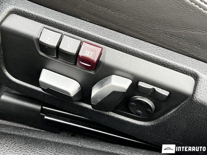 BMW M4 48 interauto-car
