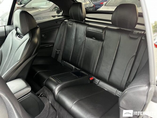 BMW M4 45 interauto-car