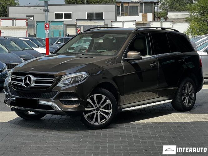 Mercedes GLE 250 2017 doar la InterAuto