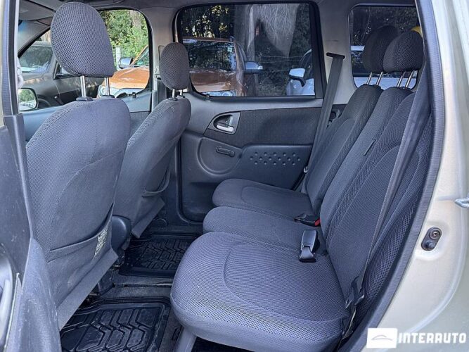 Toyota Yaris Verso 43 interauto-car