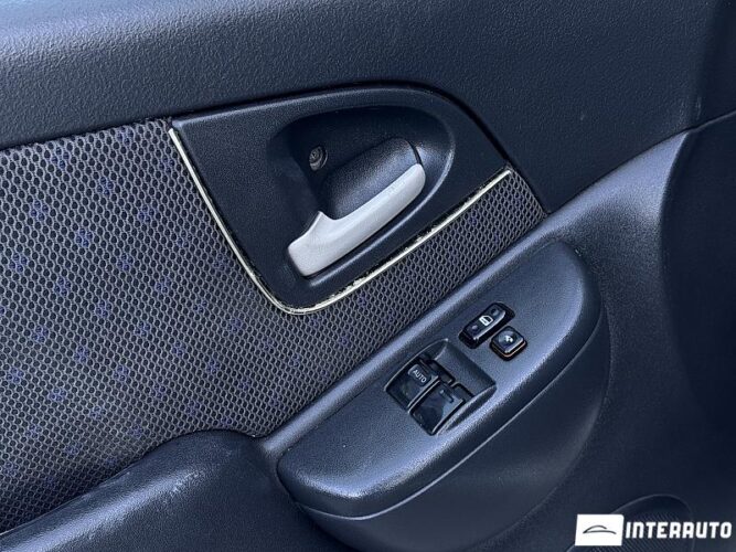 Toyota Yaris Verso 34 interauto-car