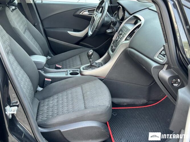 Opel Astra 34 interauto-car