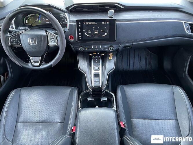 Honda Clarity 34 interauto-car