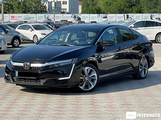 Honda Clarity 29 interauto-car