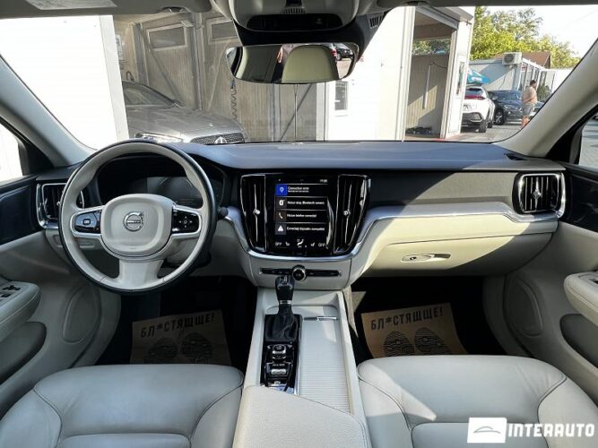 Volvo S 60 41 interauto-car