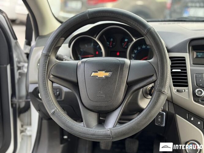 Chevrolet Cruze 35 interauto-car