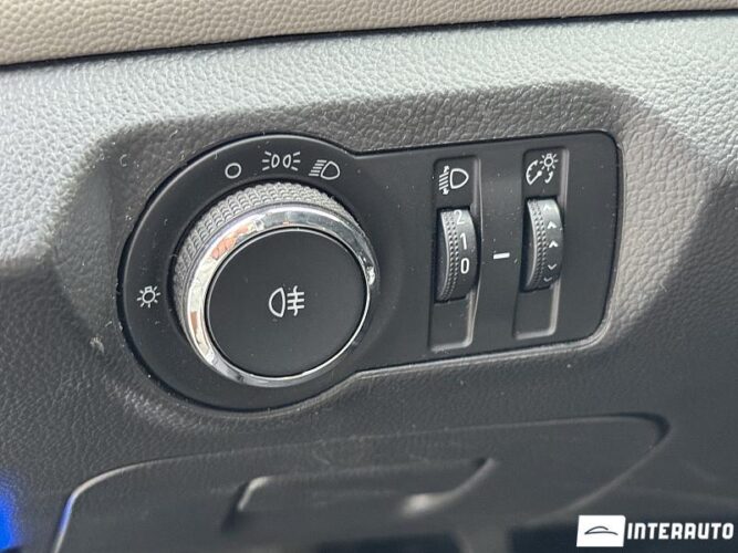 Chevrolet Cruze 44 interauto-car