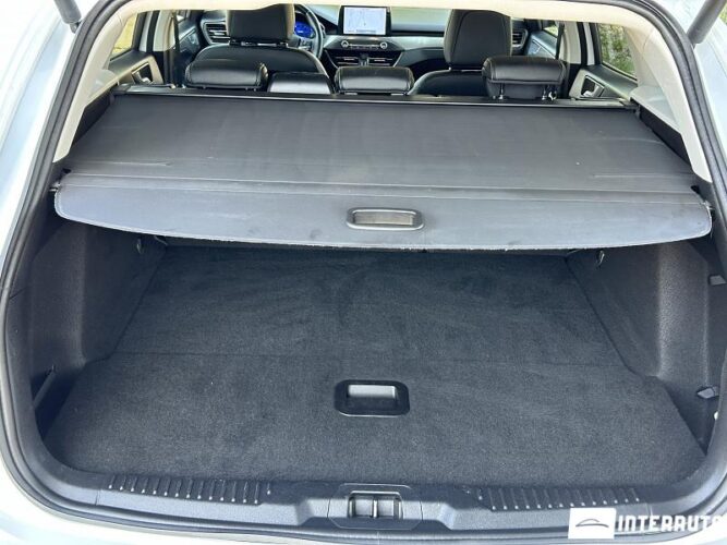 Ford Focus 53 interauto-car