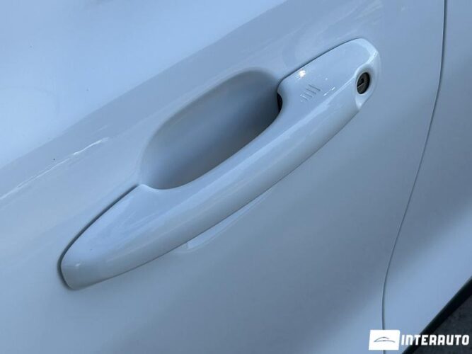 Ford Focus 37 interauto-car