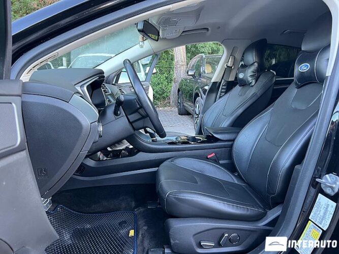 Ford Fusion Plug-In Hybrid 33 interauto-car