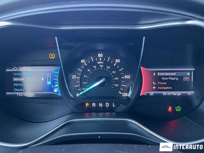 Ford Fusion Plug-In Hybrid 38 interauto-car