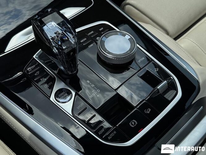 BMW X5 4.0i 54 interauto-car