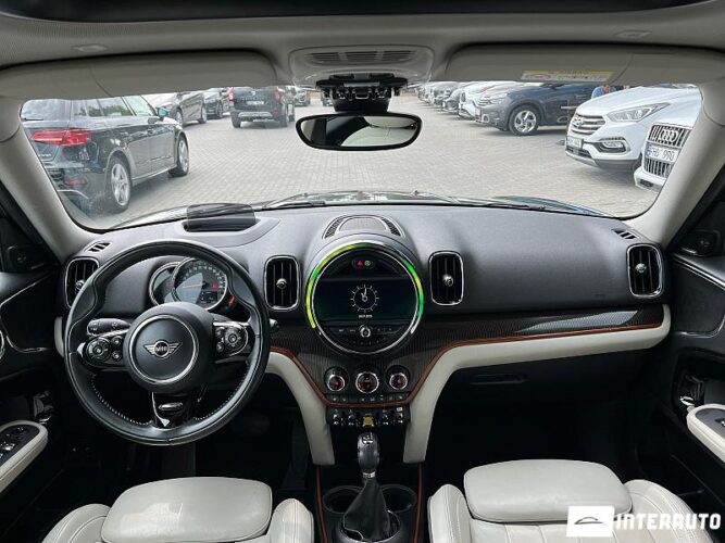 Mini Countryman Plug-In Hybrid 42 interauto-car