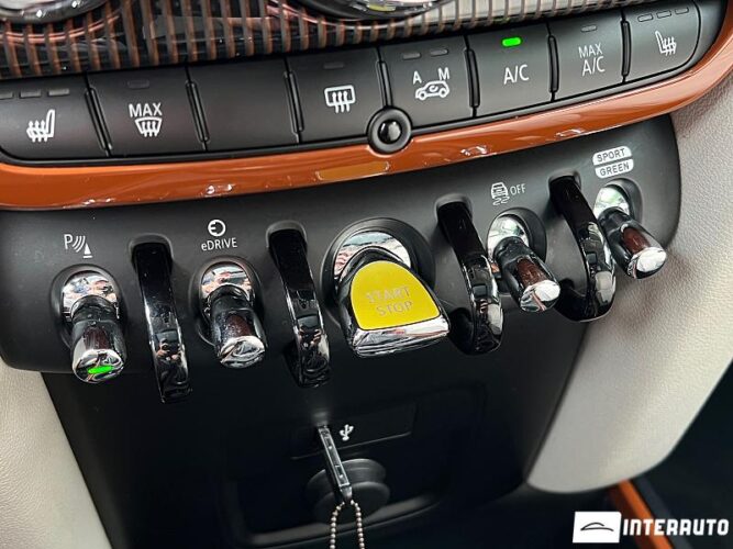 Mini Countryman Plug-In Hybrid 50 interauto-car