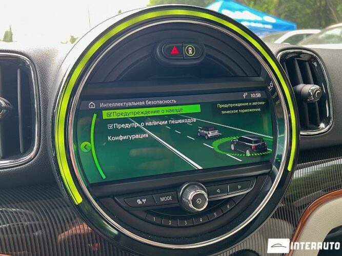 Mini Countryman Plug-In Hybrid 47 interauto-car