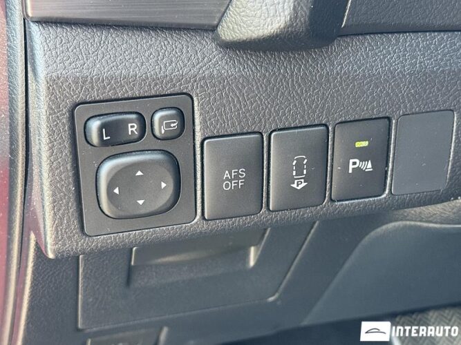 Toyota Auris 53 interauto-car