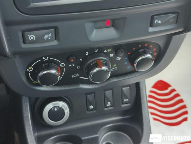 Dacia Duster 41 interauto-car