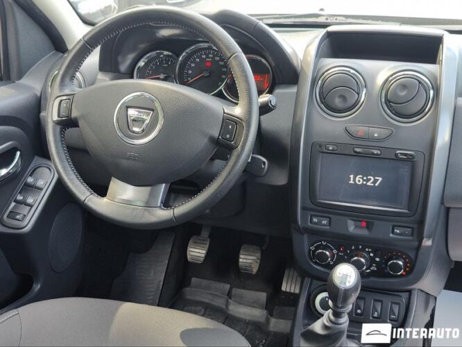 Dacia Duster 36 interauto-car