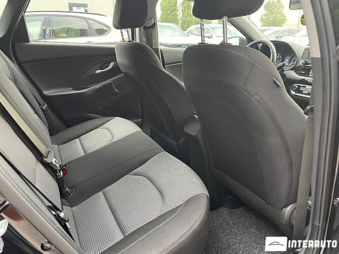 Hyundai i30 41 interauto-car