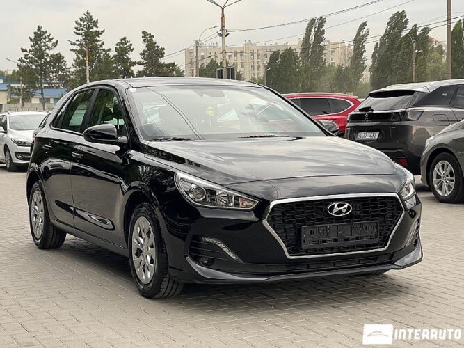 Hyundai i30 29 interauto-car
