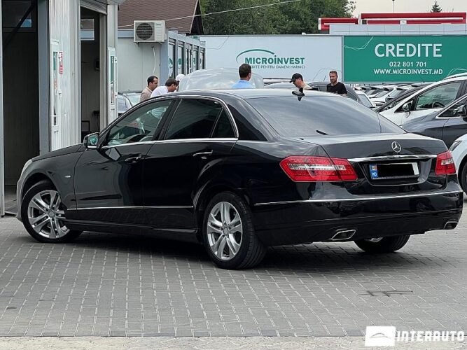 Mercedes E 220 31 interauto-car