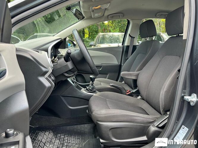 Chevrolet Aveo 35 interauto-car