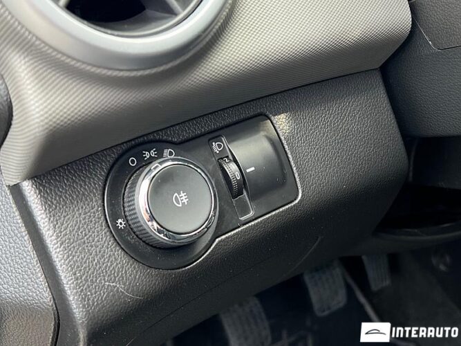 Chevrolet Aveo 34 interauto-car