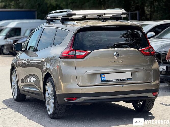 Renault Grand Scenic 30 interauto-car