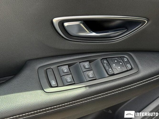 Renault Grand Scenic 33 interauto-car