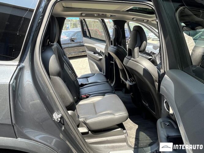 Volvo XC 90 48 interauto-car