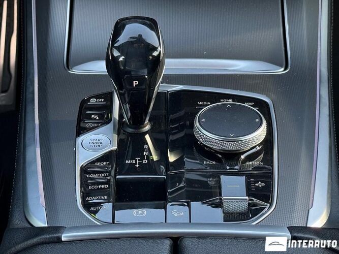 BMW X5 4.0i 47 interauto-car