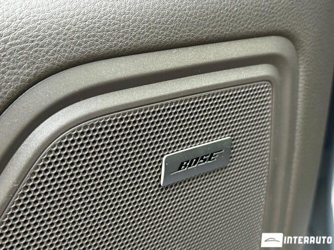 Porsche Macan 51 interauto-car