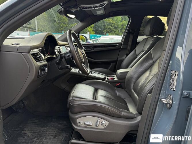 Porsche Macan 39 interauto-car