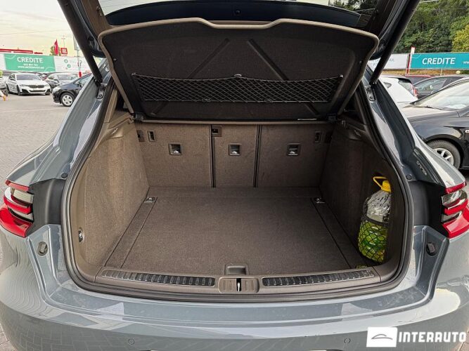 Porsche Macan 55 interauto-car